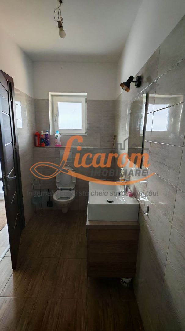 COMISION 0 . Vila LA CHEIE – IZVOR TARLUNGENI – P+E ,4 CAMERE.