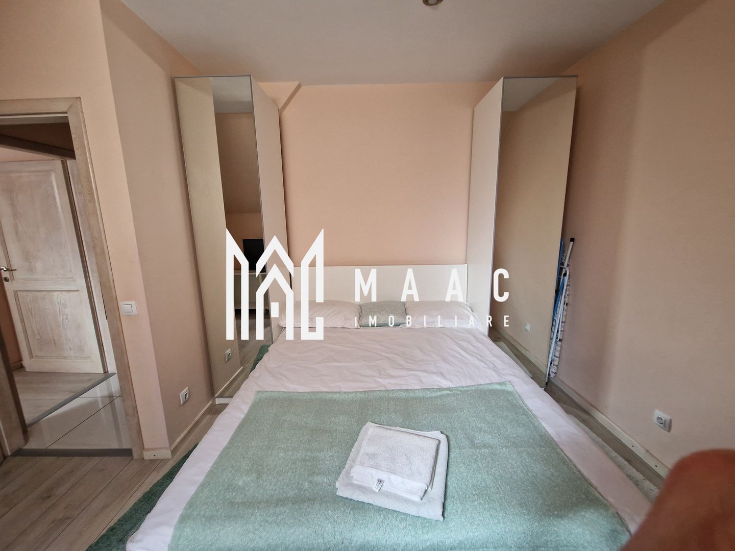 Apartament 3 camere decomandat | Tilișca, Sibiu | 70 mp, parcare