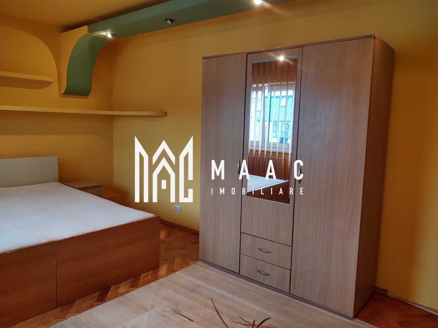 Apartament 3 camere I Etajul 3 I Decomandat I Strand