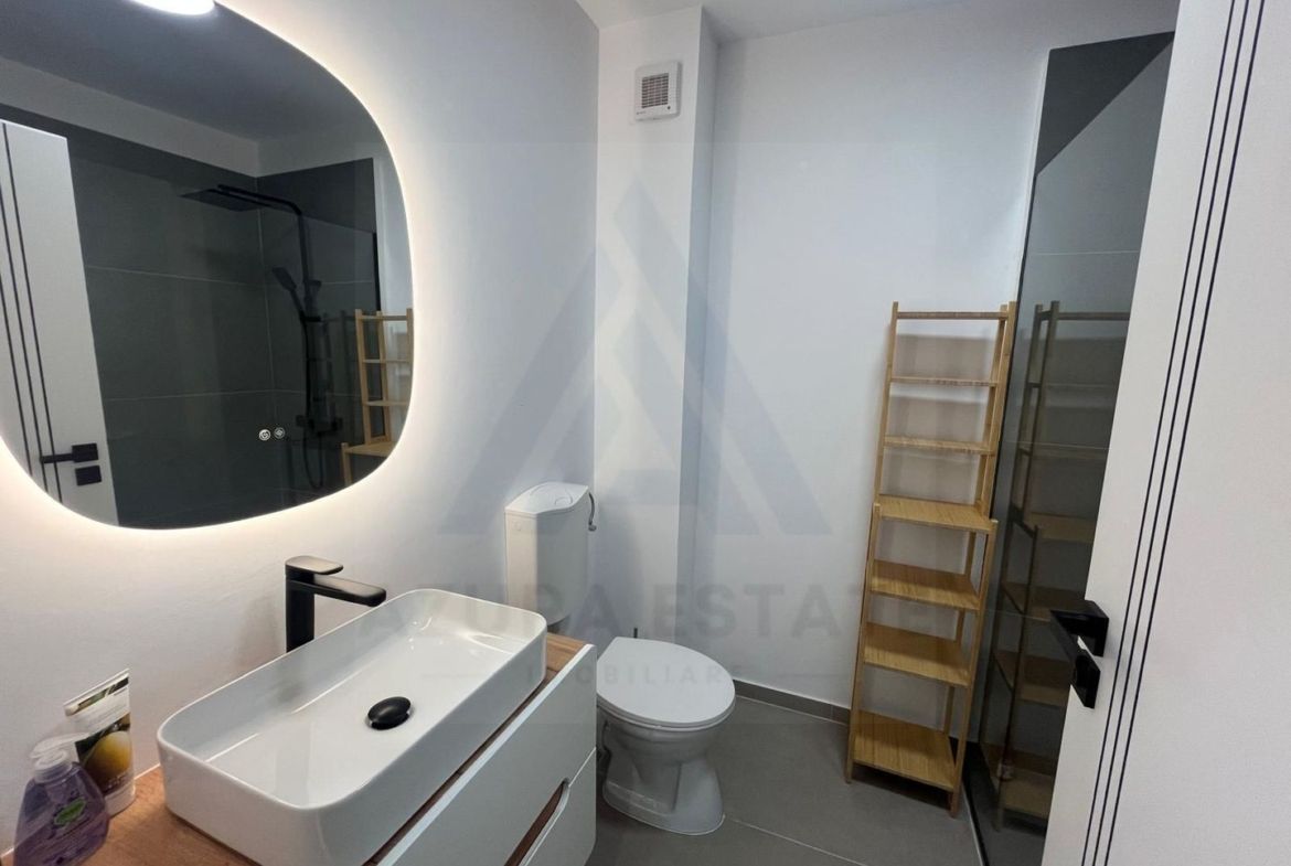 Apartament premium 3 camere 65 mp utili balcon 7 mp parcare Selimbar