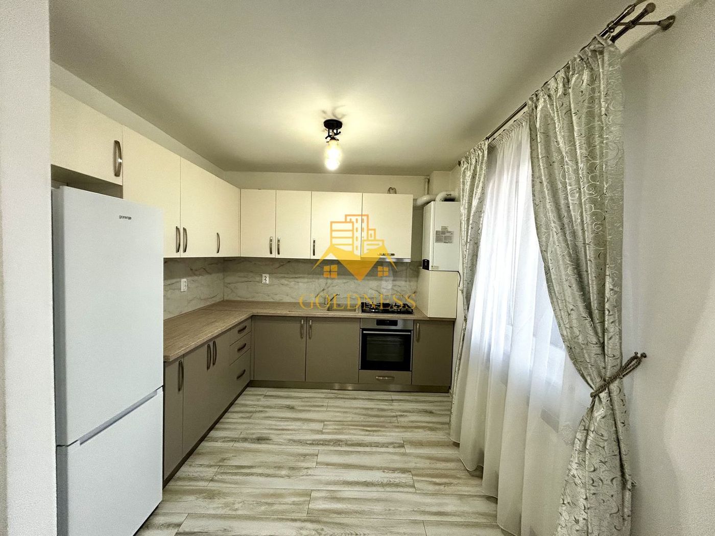 3 camere open space, Parcare, Modern, Eroilor, Storia Cucina, Floresti
