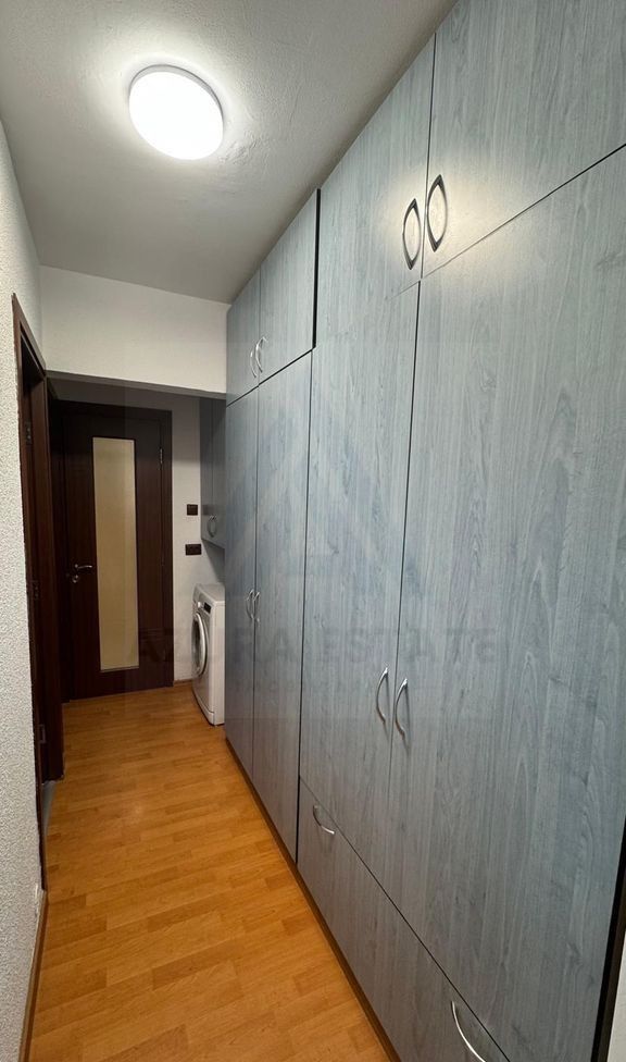 Apartament renovat 3 camere 2 dormitoare pivnita in zona Mihai Viteazu