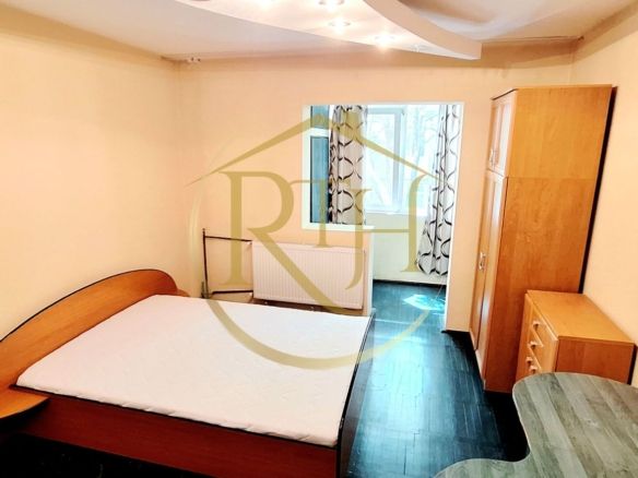Oferim spre inchiriere apartament 1 camera, decomandat, Complex Studentesc