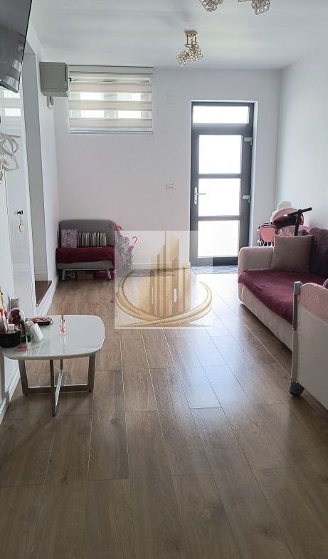 Casă înșiruită, 3 cam, 2 bai 80mp | Zona Cora Dumbrăvița | - foto 3