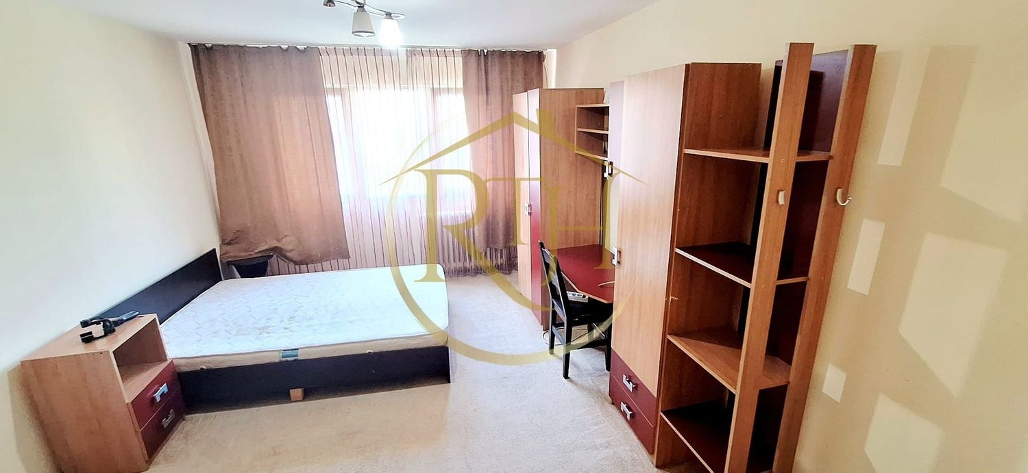 Oferim spre inchiriere, garsoniera situat in zona Complex Studentesc