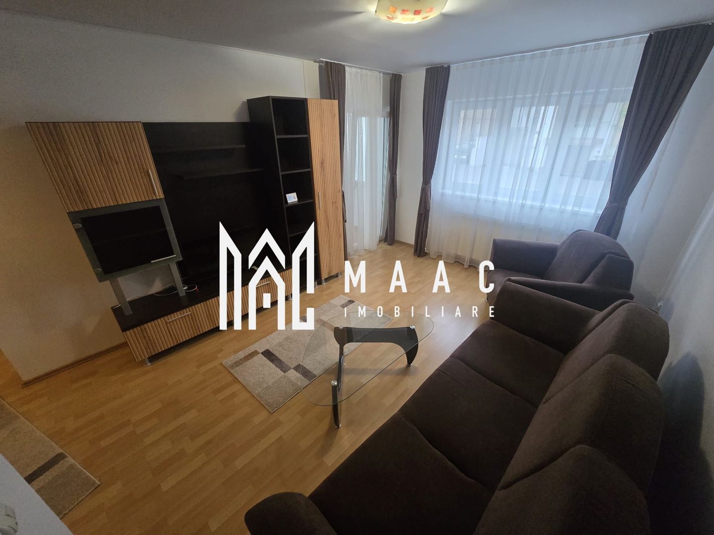 Apartament 2 camere decomandat parter gradina Strand