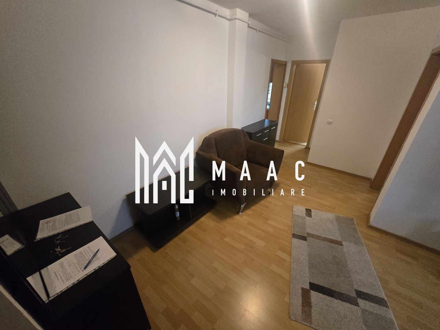 Apartament 2 camere decomandat parter gradina Strand