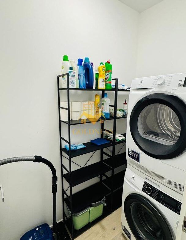 1 camera studio, Marasti, The Office, Record Park, 21 dec. Lidl