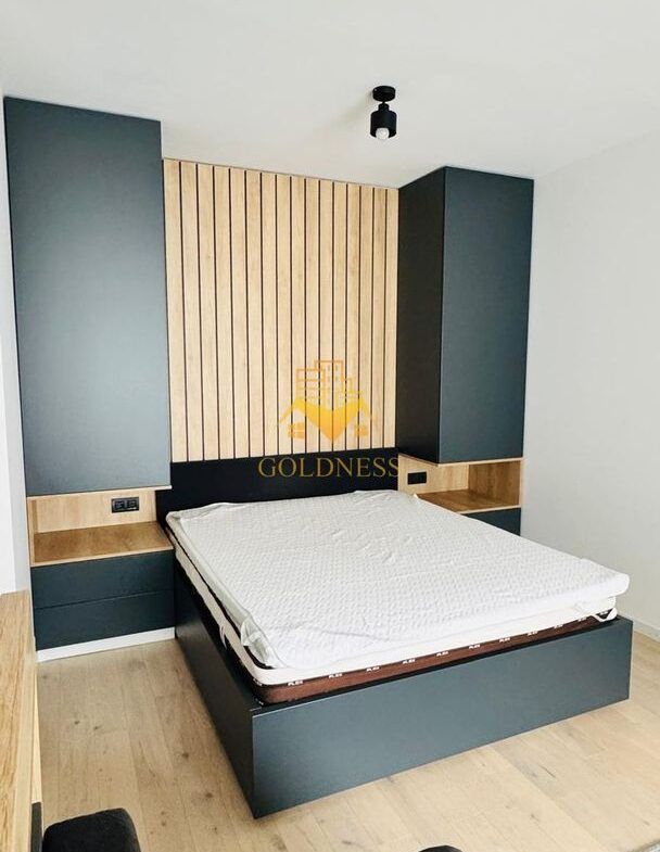 1 camera studio, Marasti, The Office, Record Park, 21 dec. Lidl