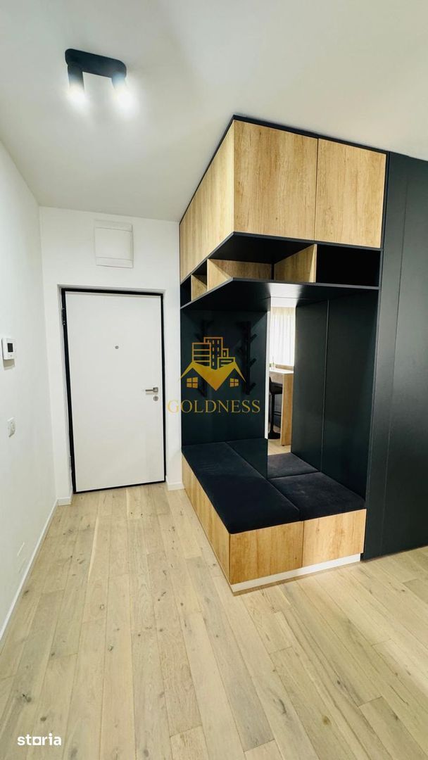 anBn-10237 1 camera studio, Marasti, The Office, Record Park, 21 dec. Lidl