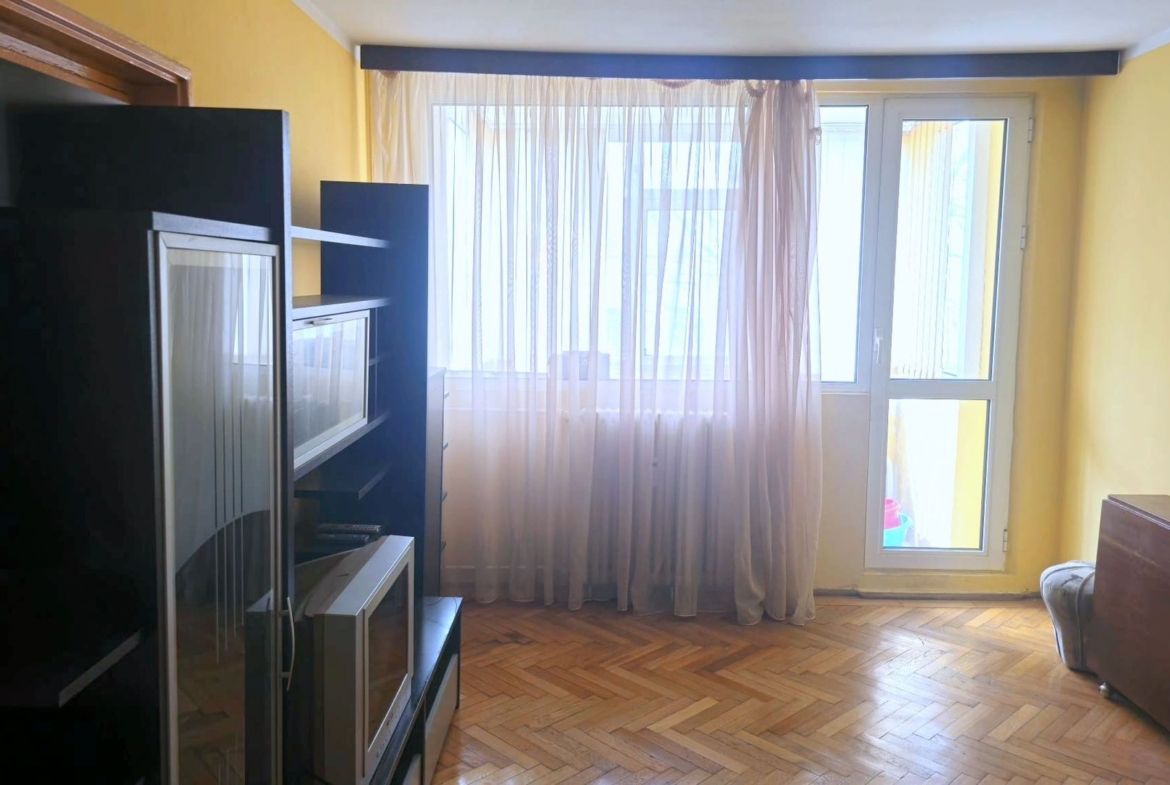 Apartament 3 camere de vanzare – Tiglina 1 – Strada Saturn – Etaj 2