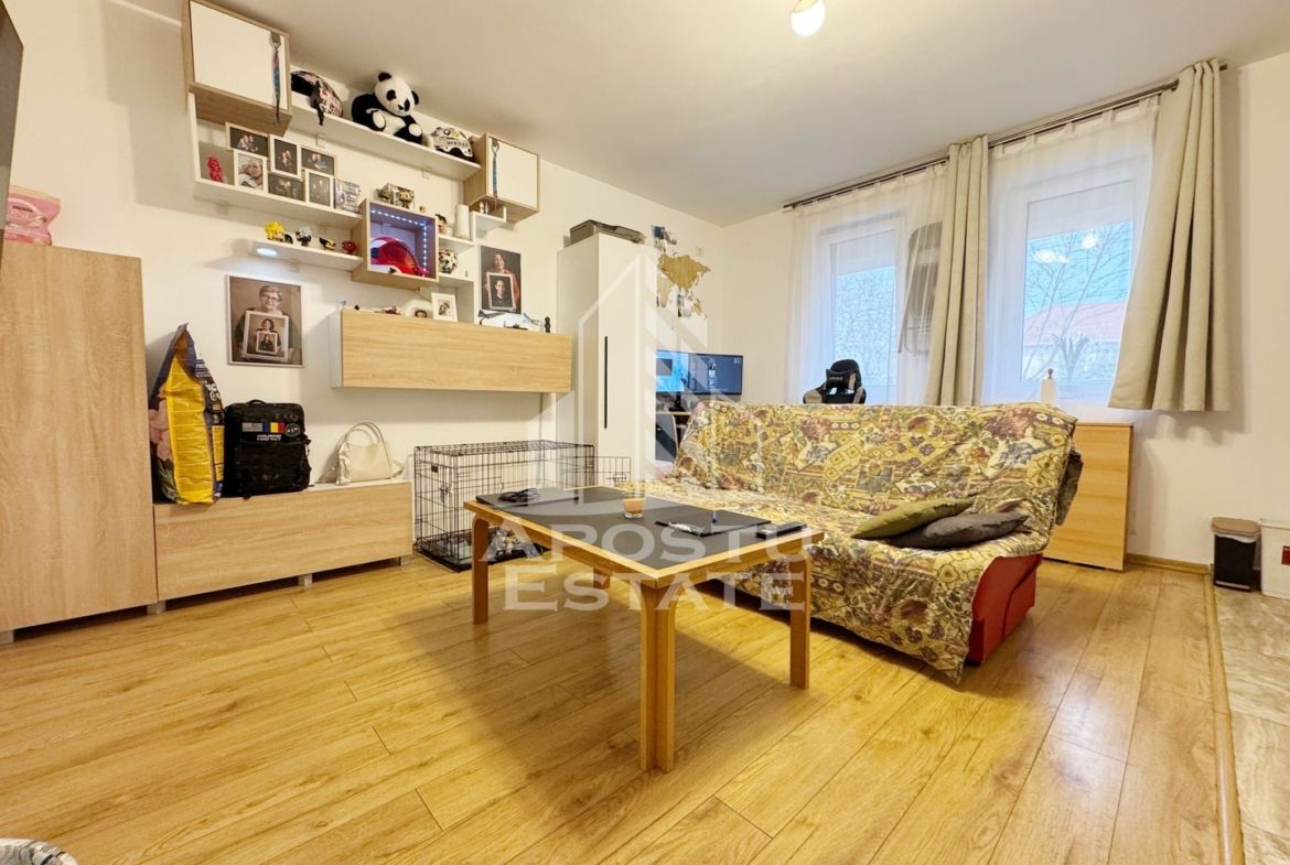 Apartament 2 camere de vanzare, 35mp utili -Giroc, zona ESO