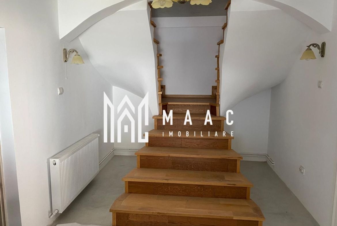 Proprietate individuală 12 camere | Cristian | 4 corpuri, 553 mp