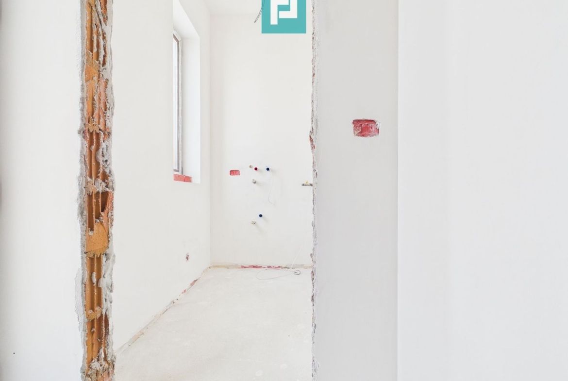 Duplex spațios 102 mp utili, teren 350mp in Covaci