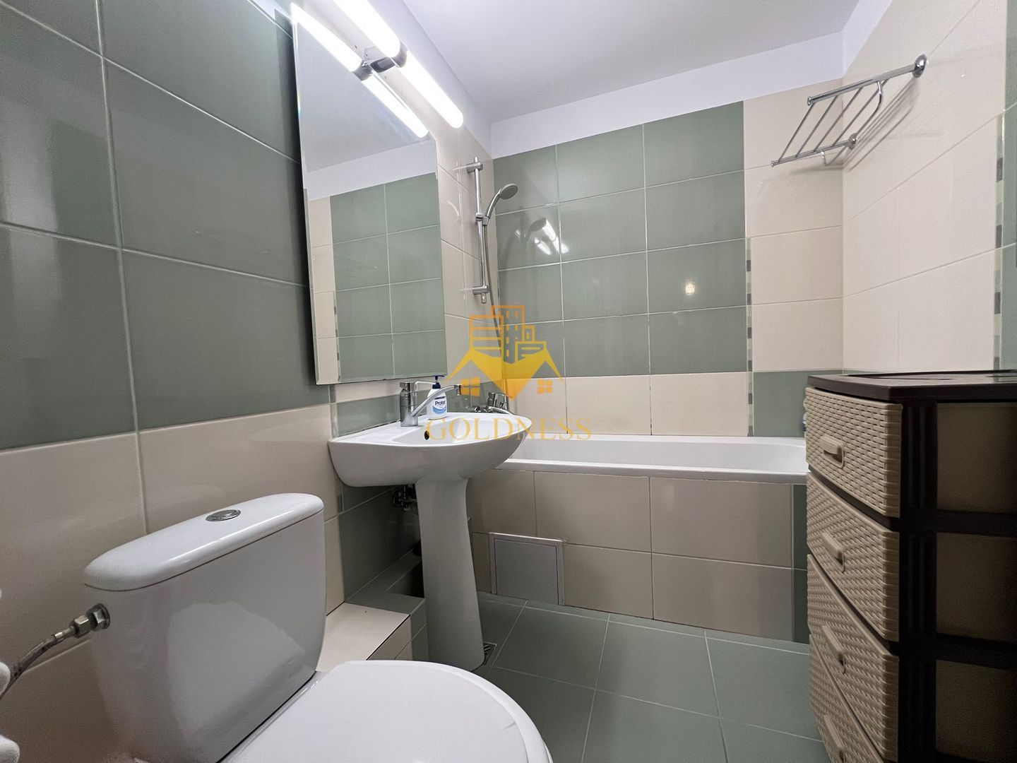4 camere decomandate, Titulescu, Parcare, Gheorgheni, FSPAC,The Office