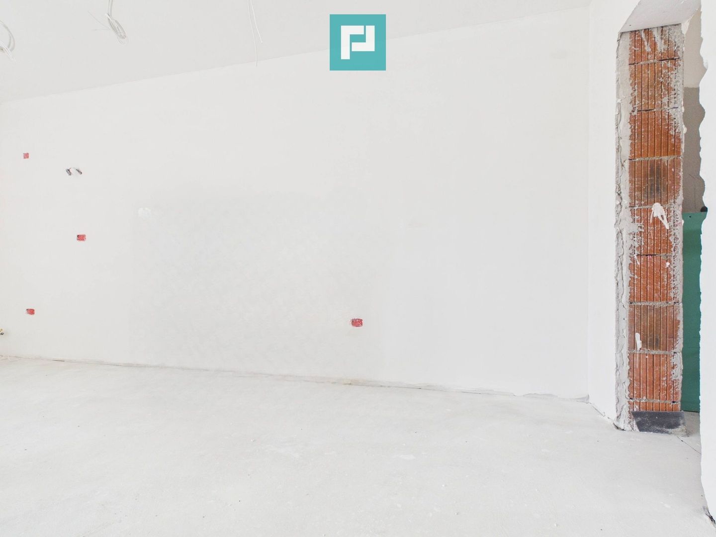 Duplex spațios 102 mp utili, teren 350mp in Covaci
