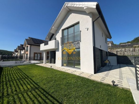 Casa individuala, 4 camere, garaj ,gradina, 2 bai, Popesti , Baciu - Imagine principala