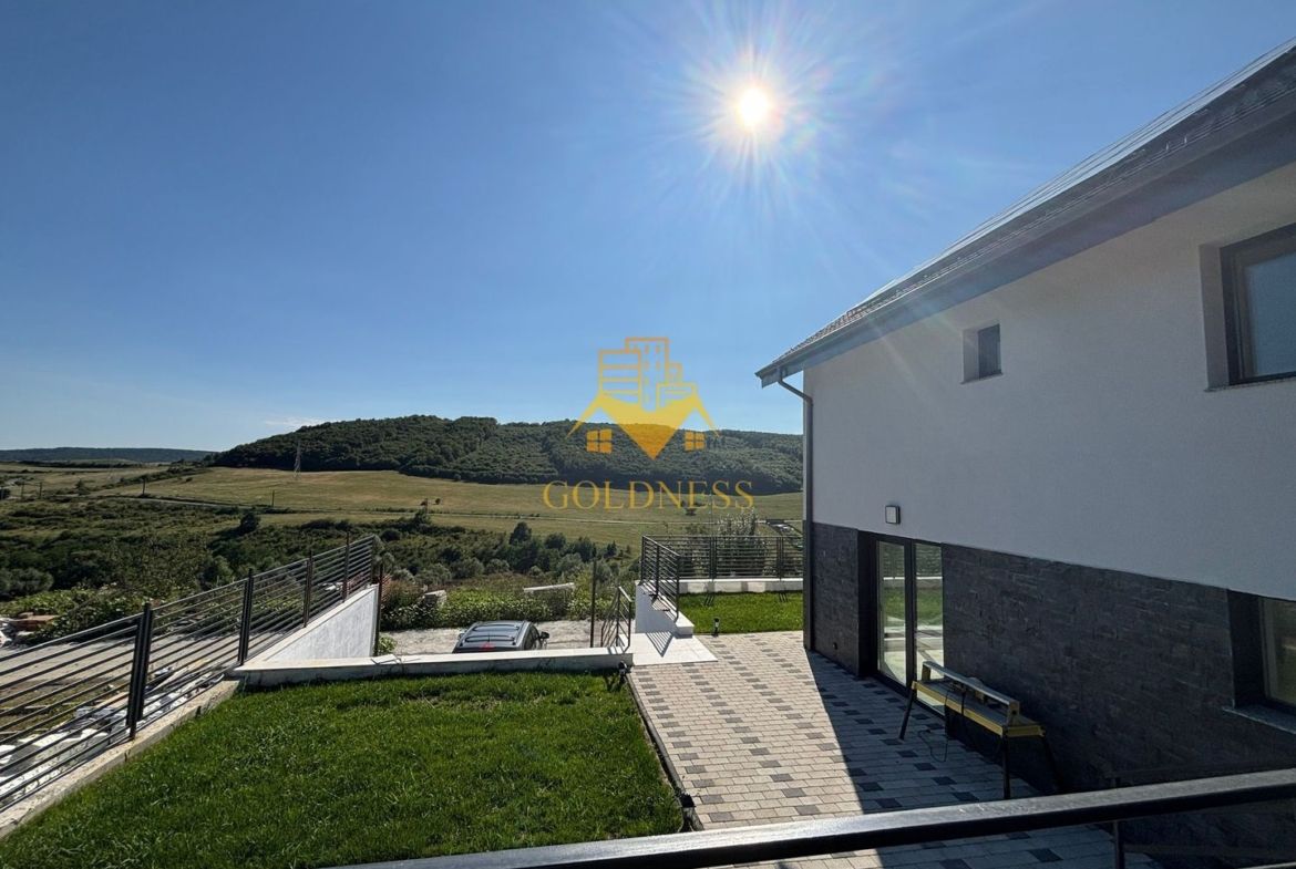 Casa individuala, 4 camere, garaj ,gradina, 2 bai, Popesti , Baciu