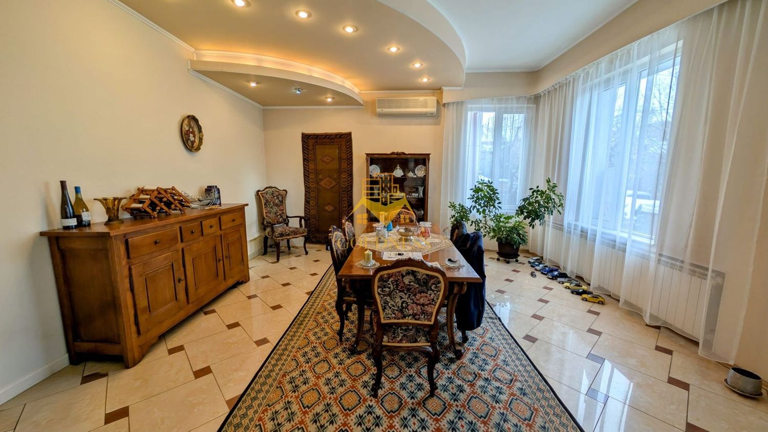 anBn-10519 Vila, 6 Camere, 365 mp, 4 bai, Andrei Muresanu, Constantin Brancusi
