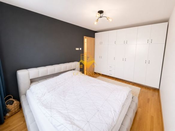3 camere decomandate, Parcare, Big, Mehedinti, Baza sportiva, Manastur - Imagine principala