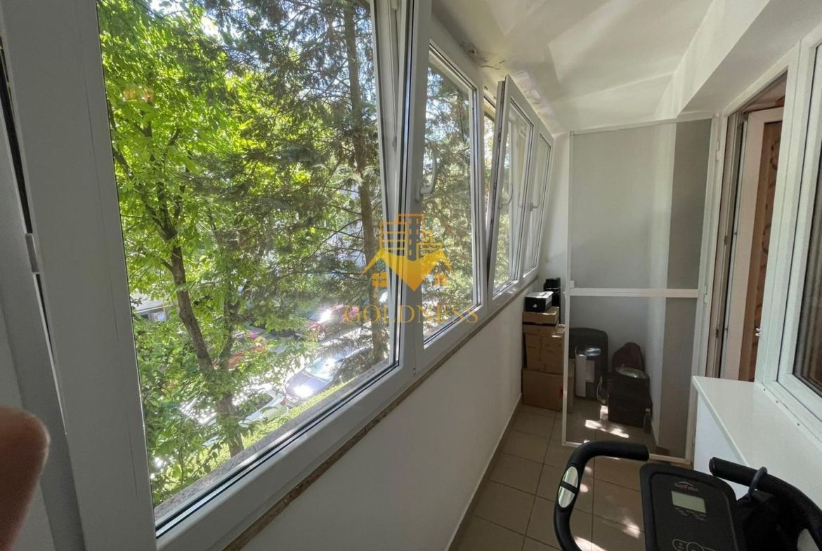 3 camere decomandate, Parcare, Big, Mehedinti, Baza sportiva, Manastur