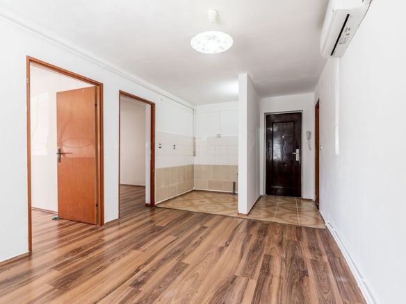 Un cămin practic pentru o familie la început de drum - foto 2