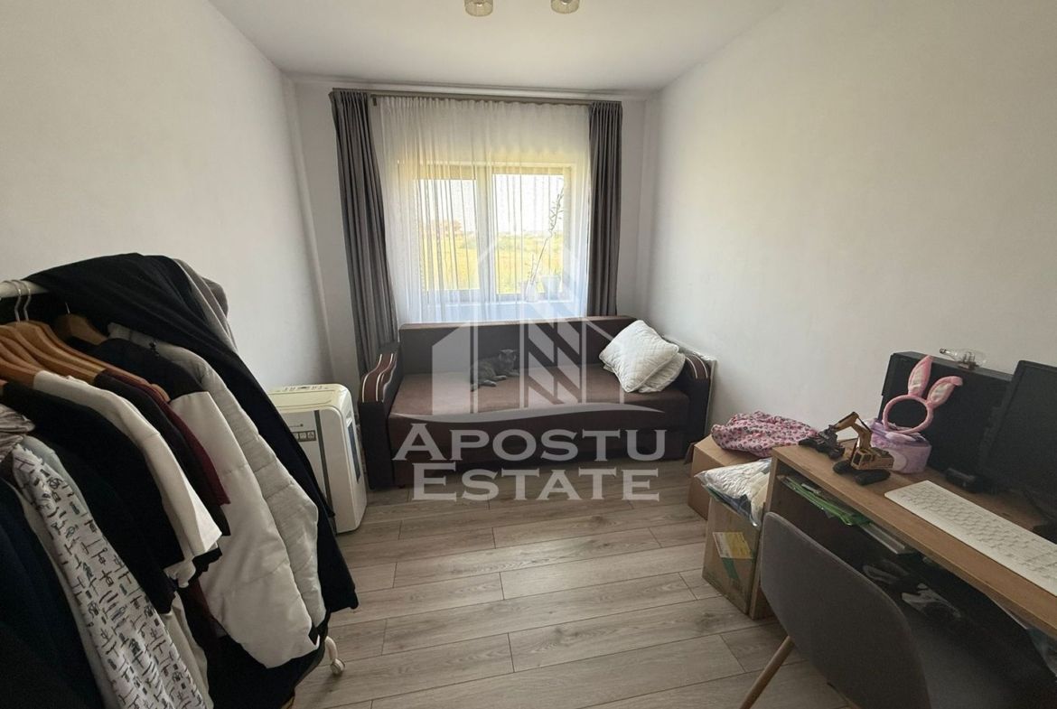 Casa individuala pe parter cu 4 camere, teren 711 mp, Urseni