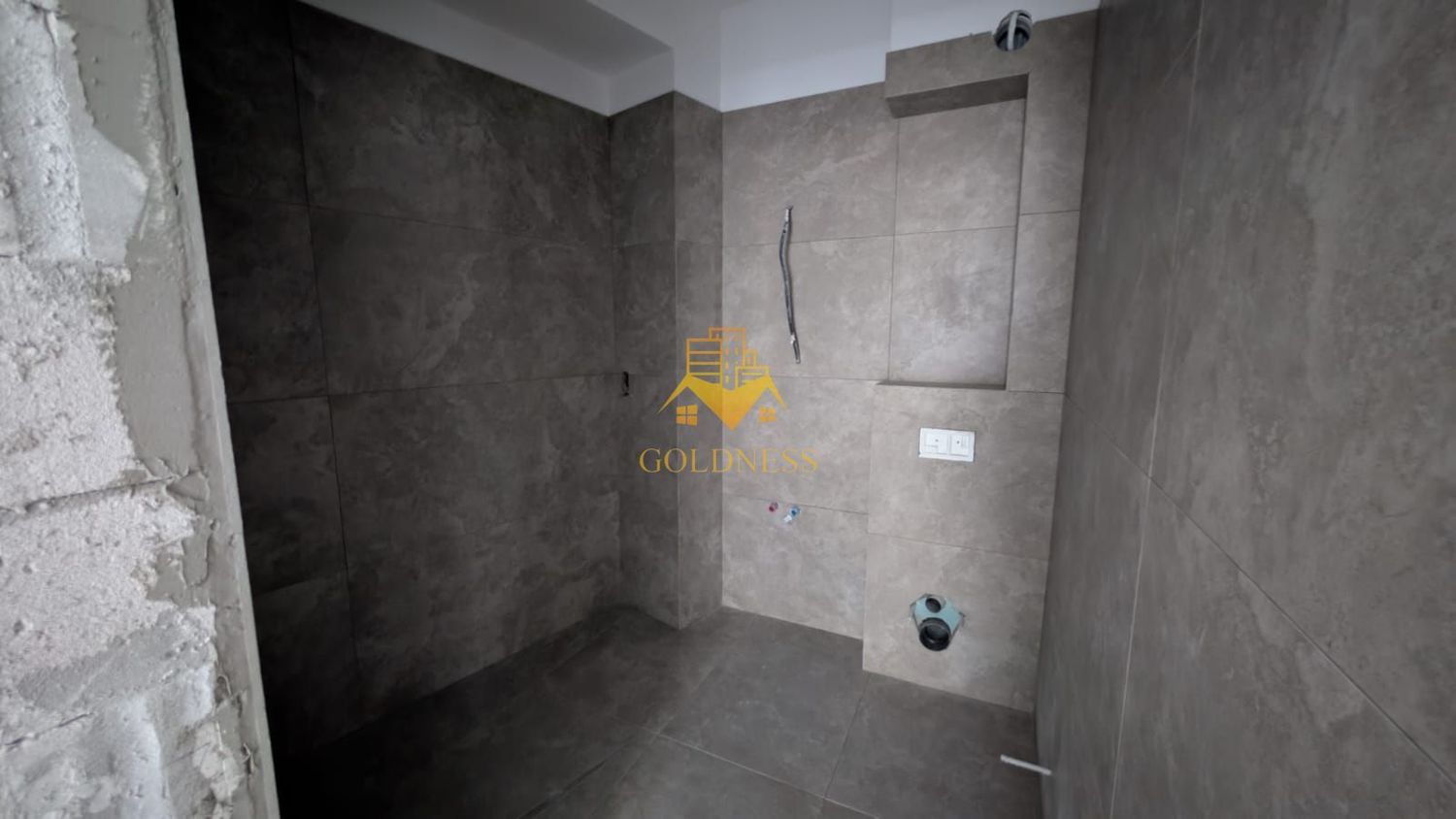 4 camere, Parcare Subterana, Bloc Nou, Central, Pta. Mihai Viteazu