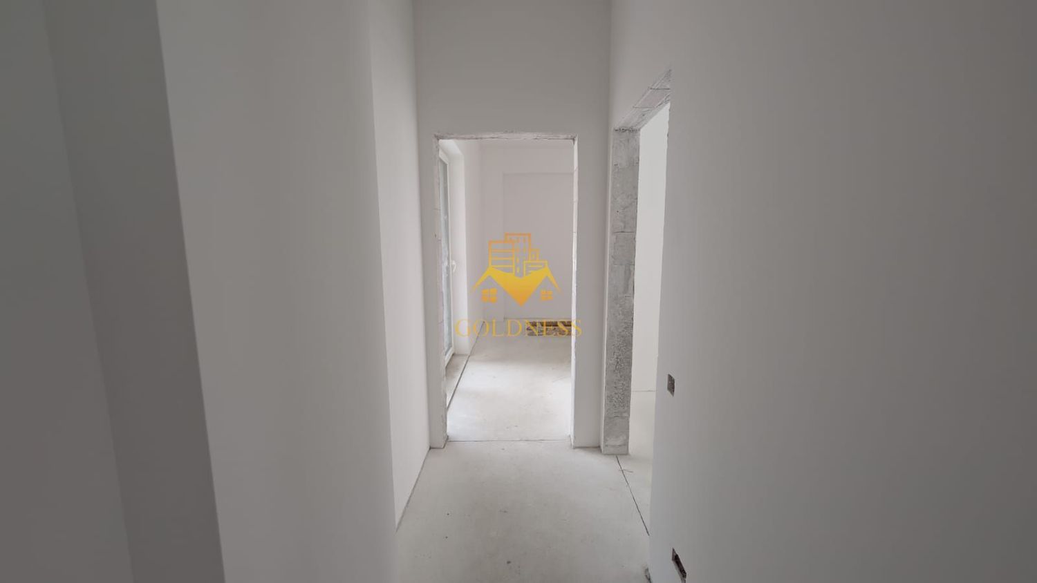 4 camere, Parcare Subterana, Bloc Nou, Central, Pta. Mihai Viteazu