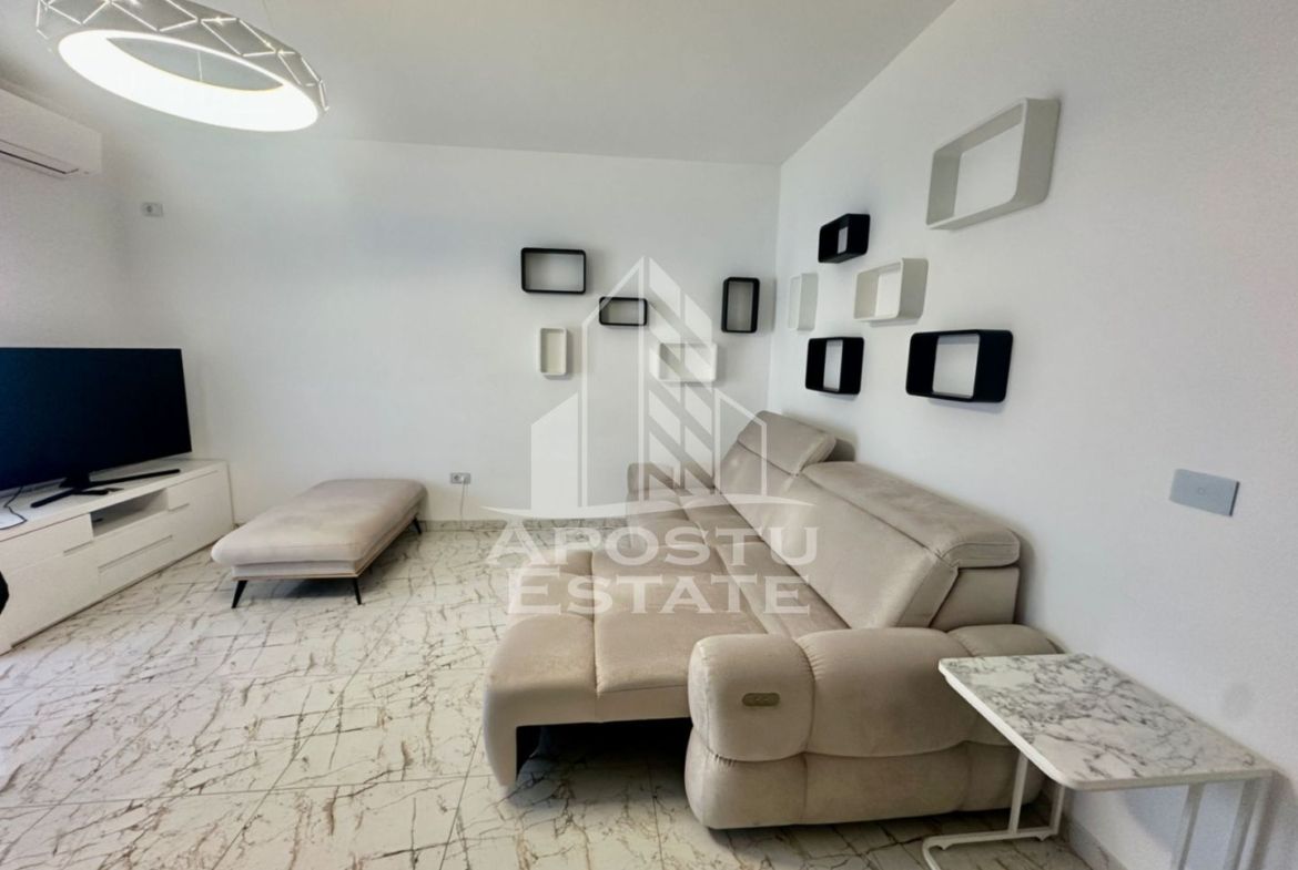 Apartament cu 2 camere, pod propriu, parcare acoperita, zona Lidl