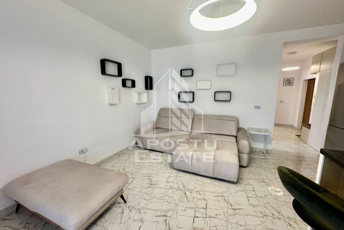 Apartament cu 2 camere, pod propriu, parcare acoperita, zona Lidl