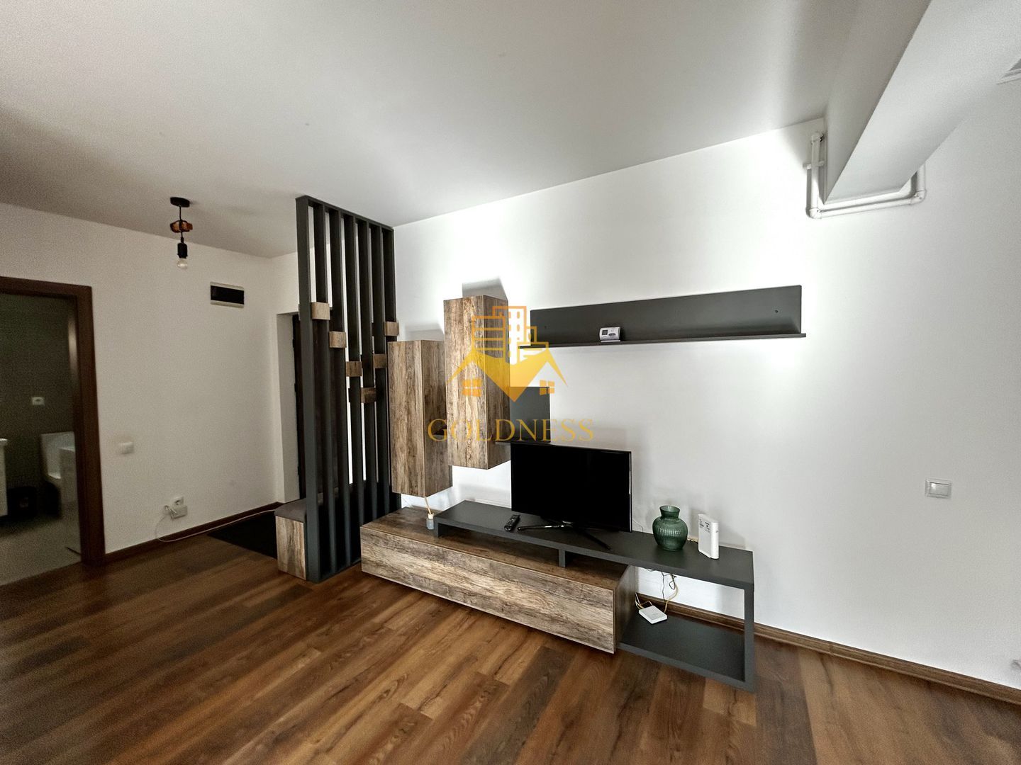 2 camere open space, Storia Cucina, Parcare, Zona Eroilor, Floresti
