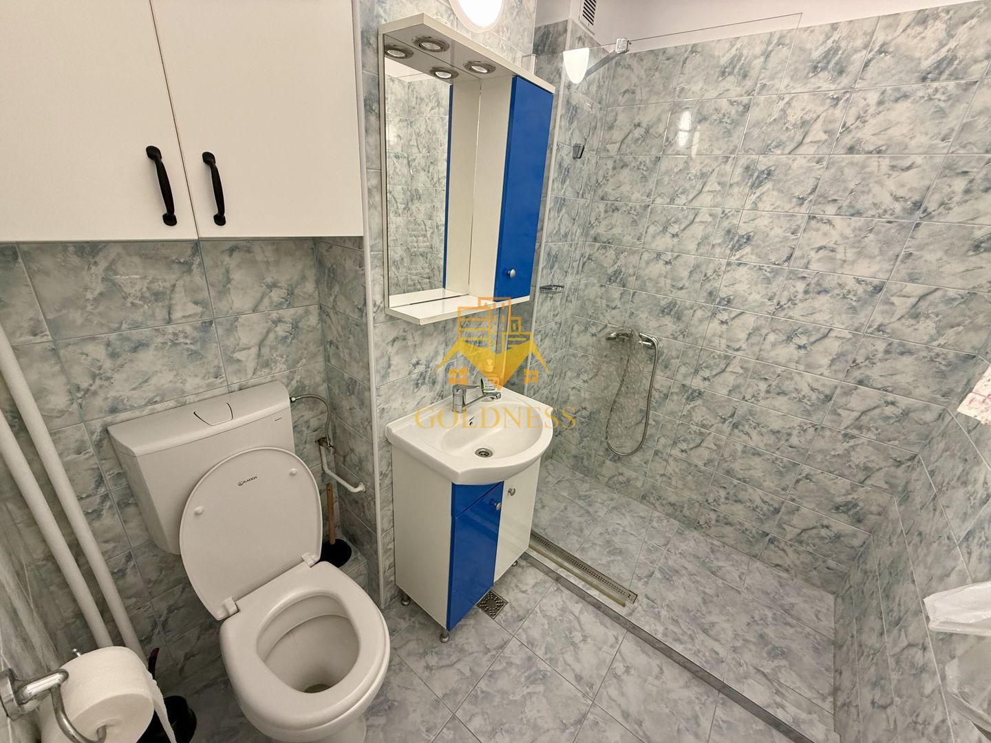 Garsoniera moderna, Baza Sportiva “La terenuri”, Manastur, McDonalds