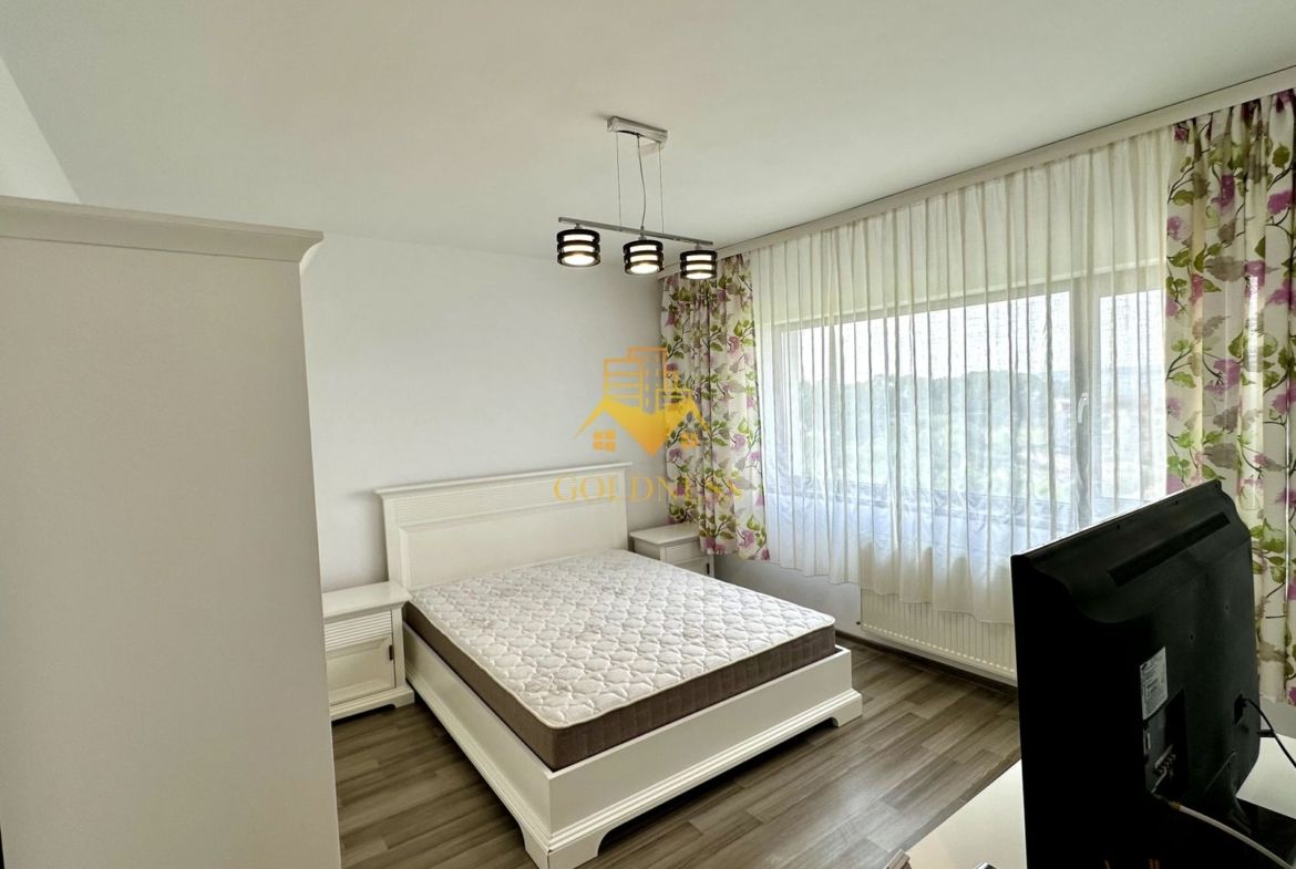 2 camere, Europa, Eugen Ionesco, Calea Turzii, Parcare