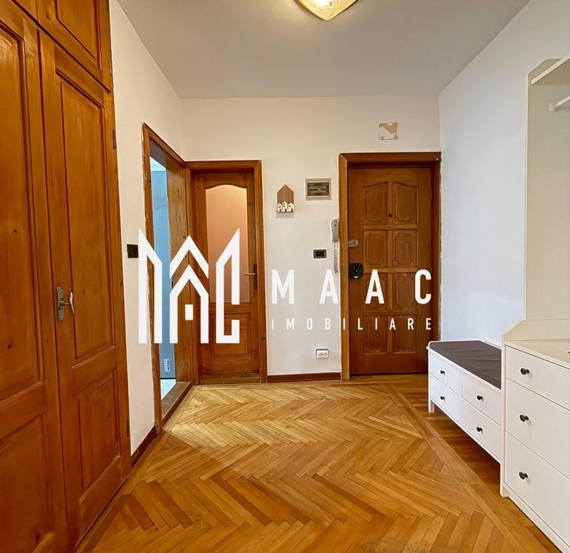 Apartament 3 camere | 2 bai | Renovat | Balcon | V. Aurie