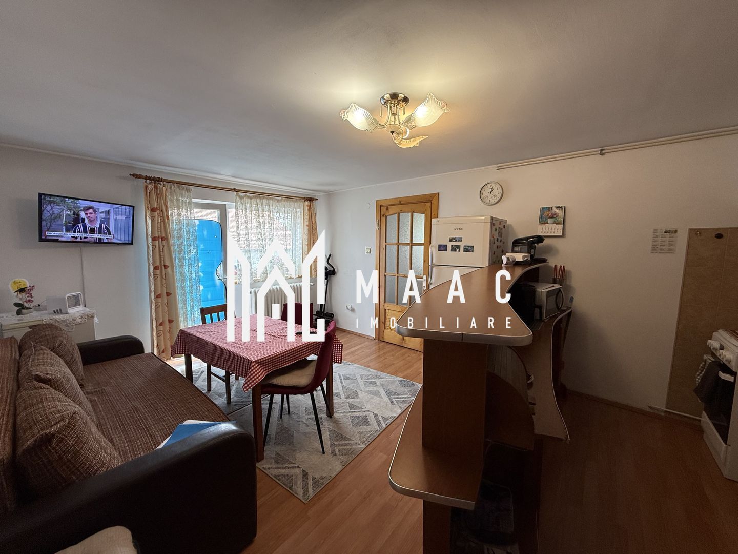 Apartament 3 camere Sibiu | Central | 77 mp, semidecomandat