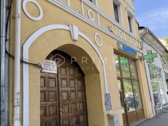 DE ÎNCHIRIAT: Spațiu Comercial Ultracentral (200 mp) – Front Stradal