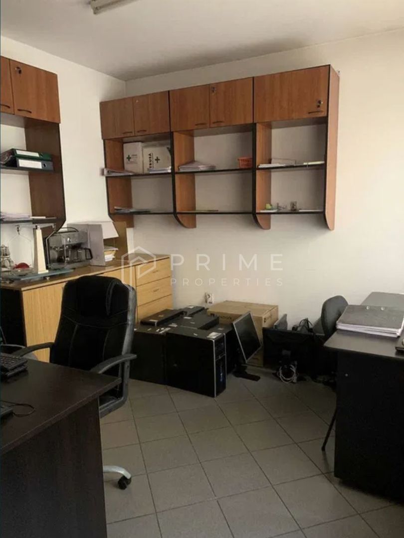 DE ÎNCHIRIAT: Spațiu Comercial Ultracentral (200 mp) – Front Stradal