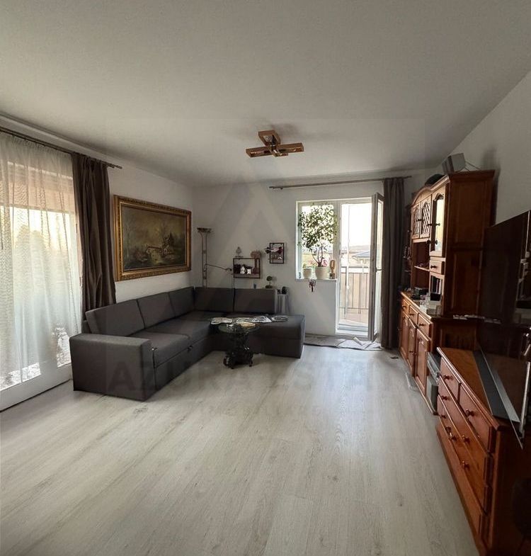 Penthouse cu 3 camere terasă 50 mp si 2 parcări in Belvedere Residence