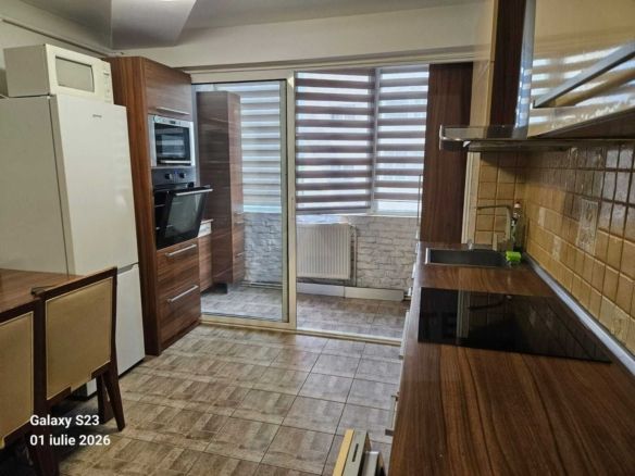 Apartament cochet cu 3 camere  Etaj 1  Lift  Vasile Aaron - Imagine principala