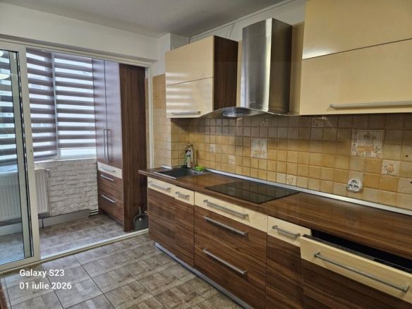 Apartament cochet cu 3 camere  Etaj 1  Lift  Vasile Aaron - foto 3