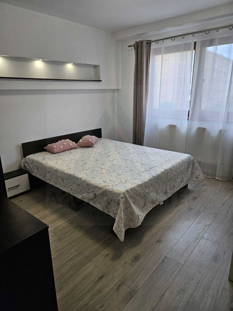 Apartament cochet cu 3 camere  Etaj 1  Lift  Vasile Aaron