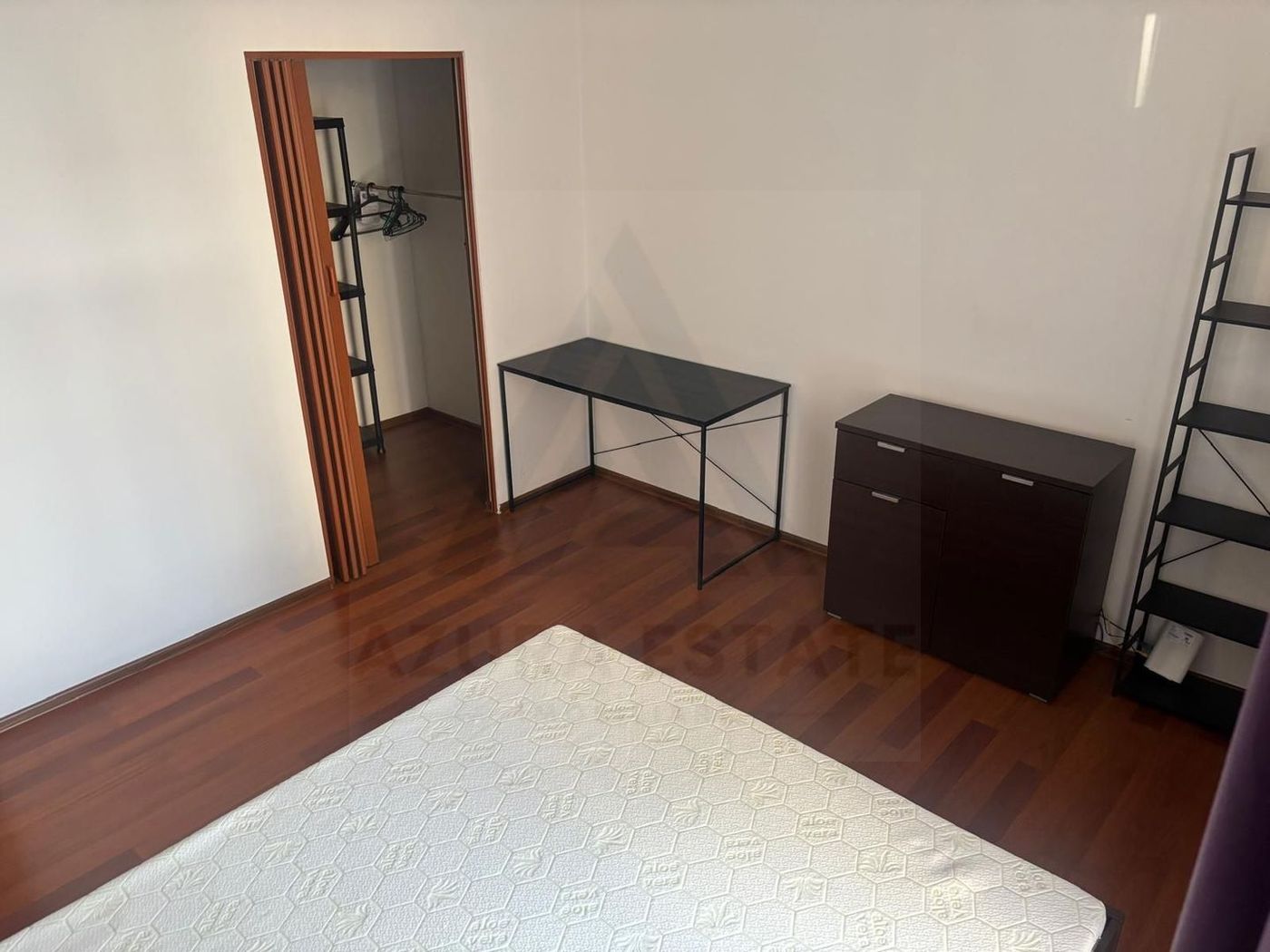 Apartament 2 camere 52 mp curte proprie 30 mp Turnișor - foto 3