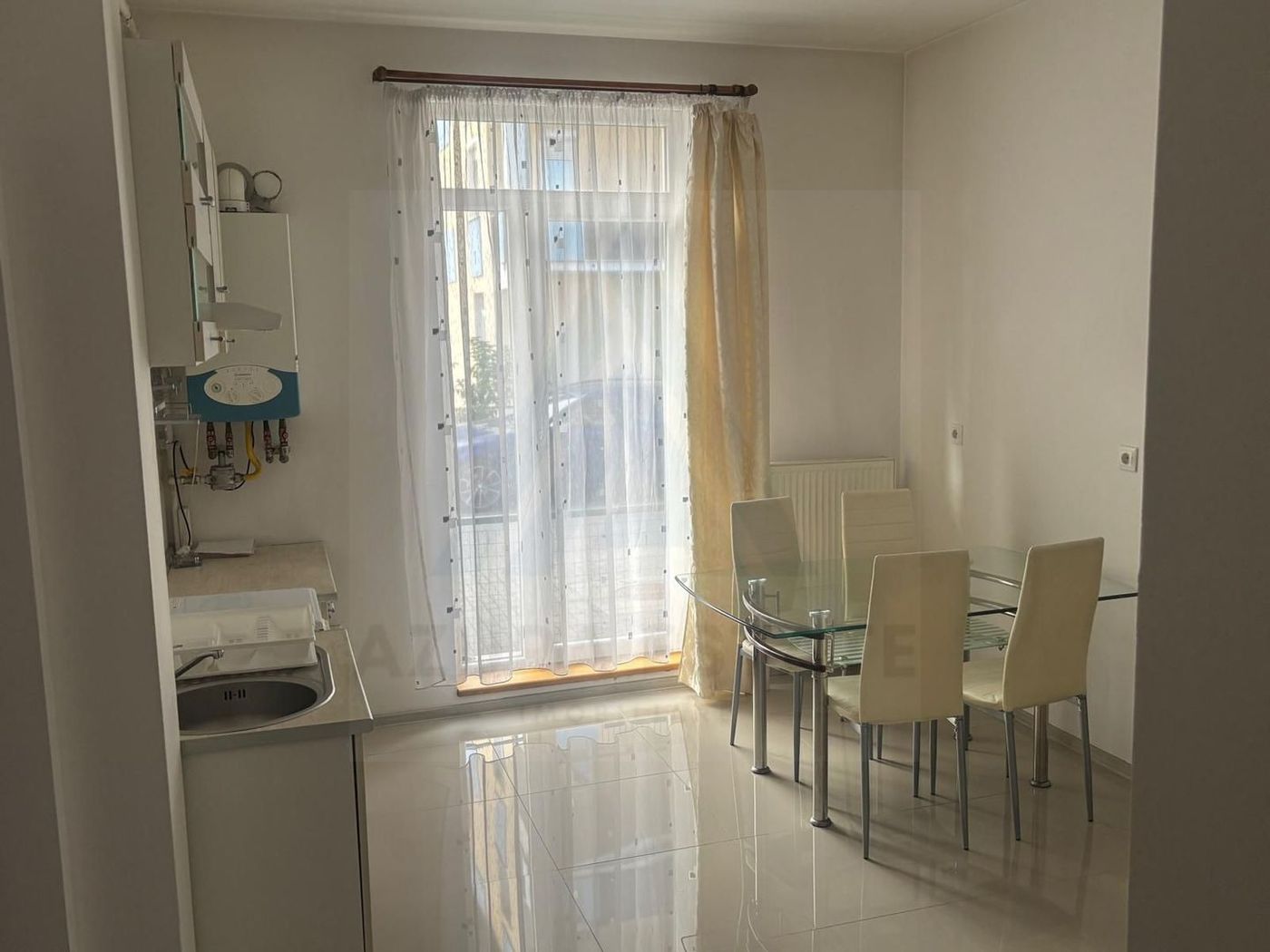 Apartament 2 camere 52 mp curte proprie 30 mp Turnișor - foto 5