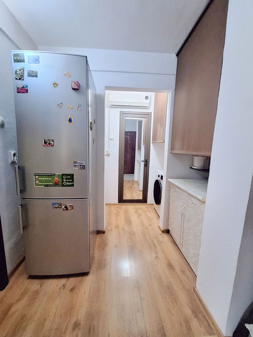 Apartament 2 camere de închiriat - Micro 17 - Mobilat - 300 Euro - foto 6
