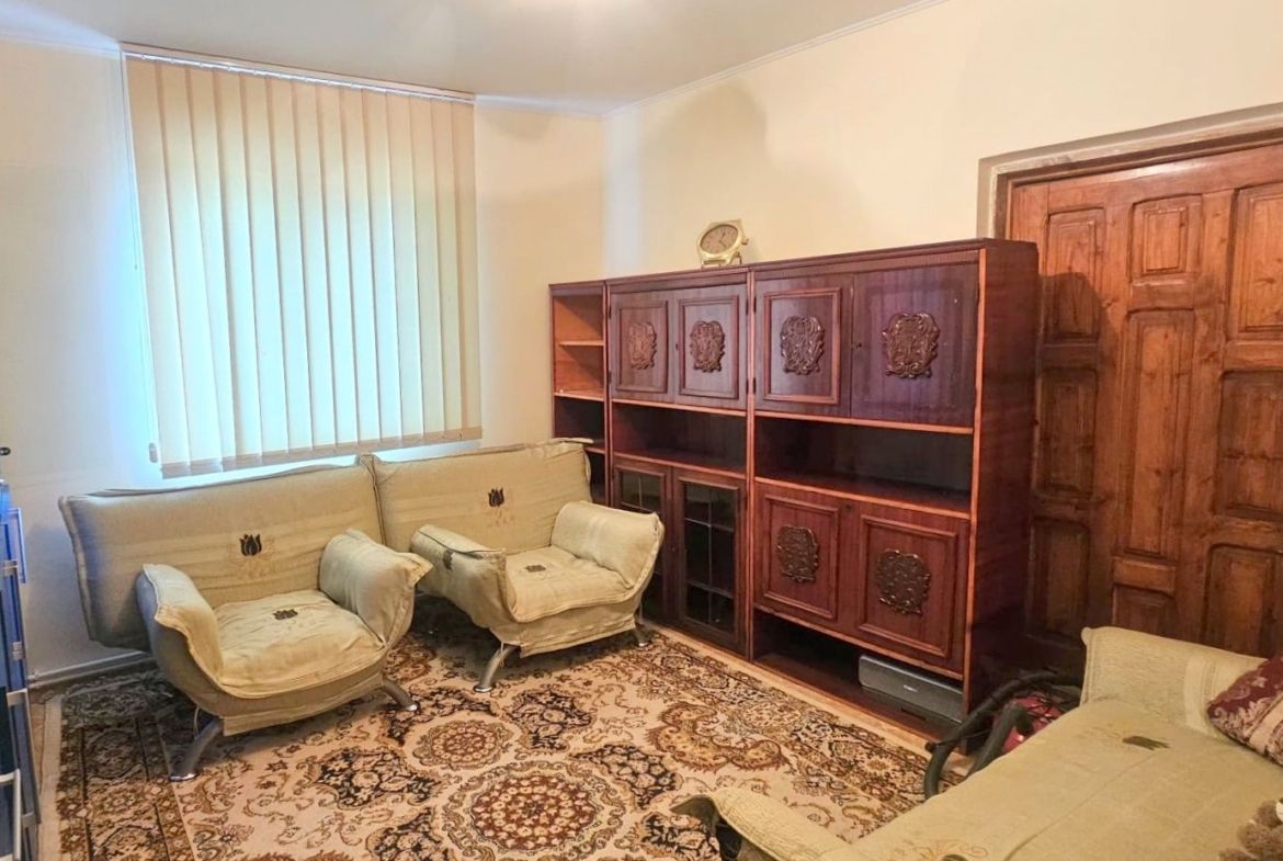 Casa la sol cu teren 1055 mp si livada - Vanatori, Galati - foto 9