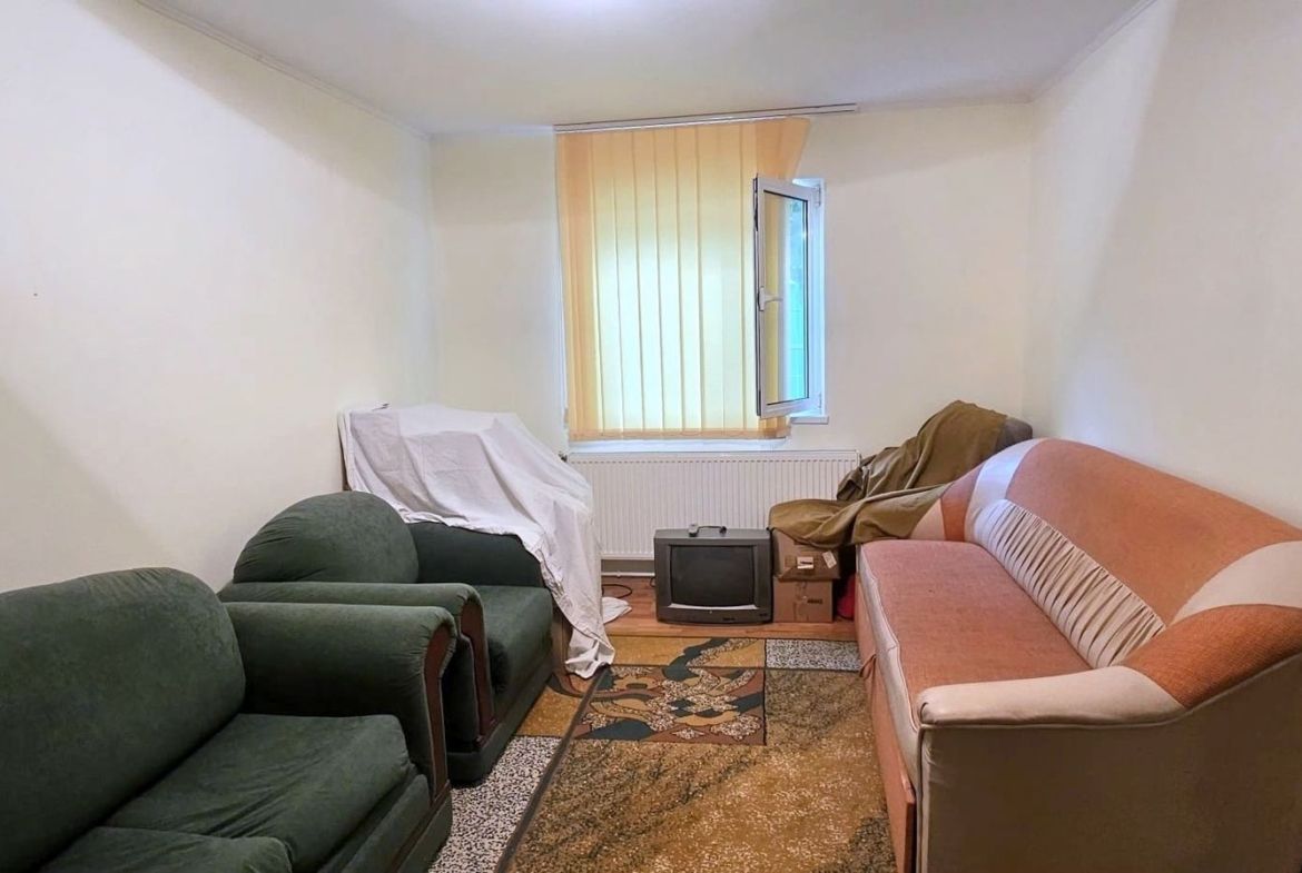 Casa la sol cu teren 1055 mp si livada - Vanatori, Galati - foto 11