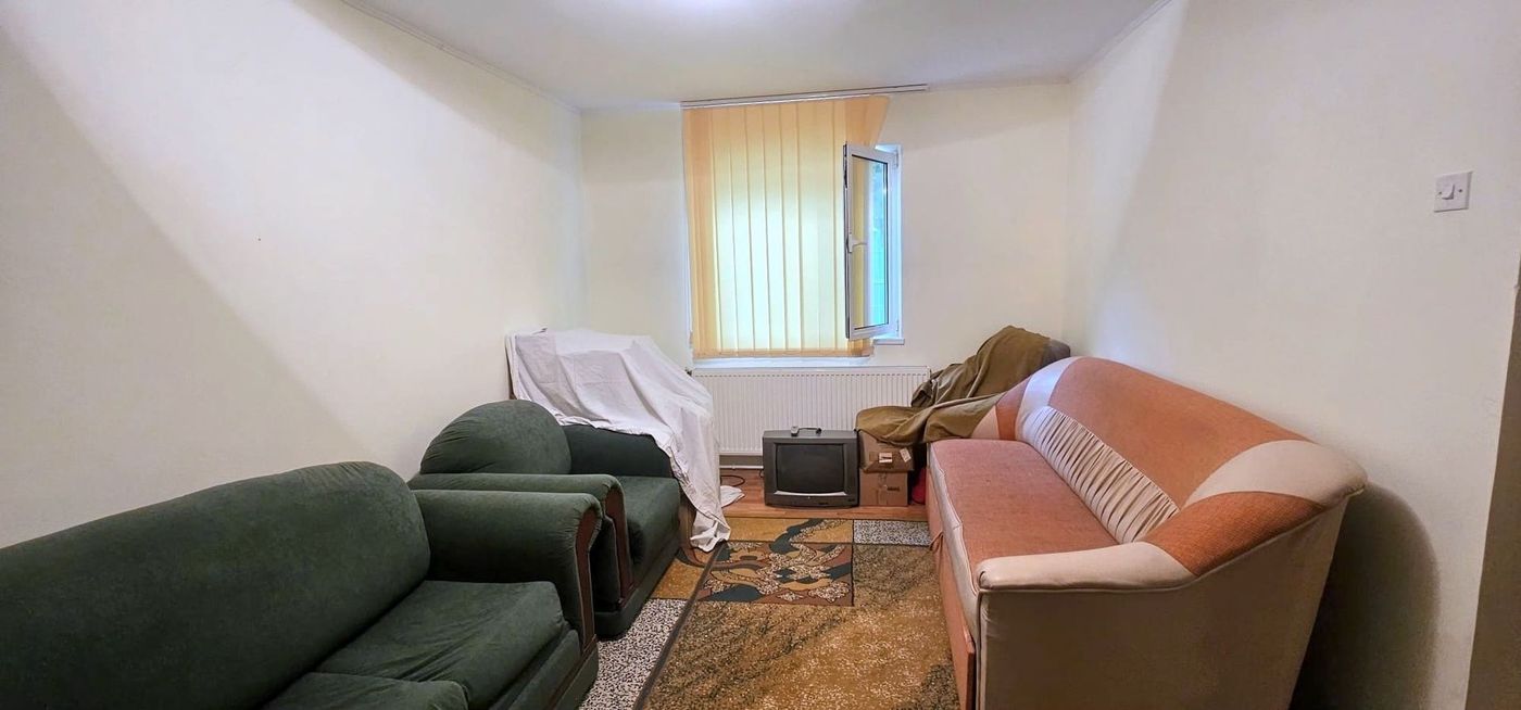 Casa la sol cu teren 1055 mp si livada - Vanatori, Galati - foto 11