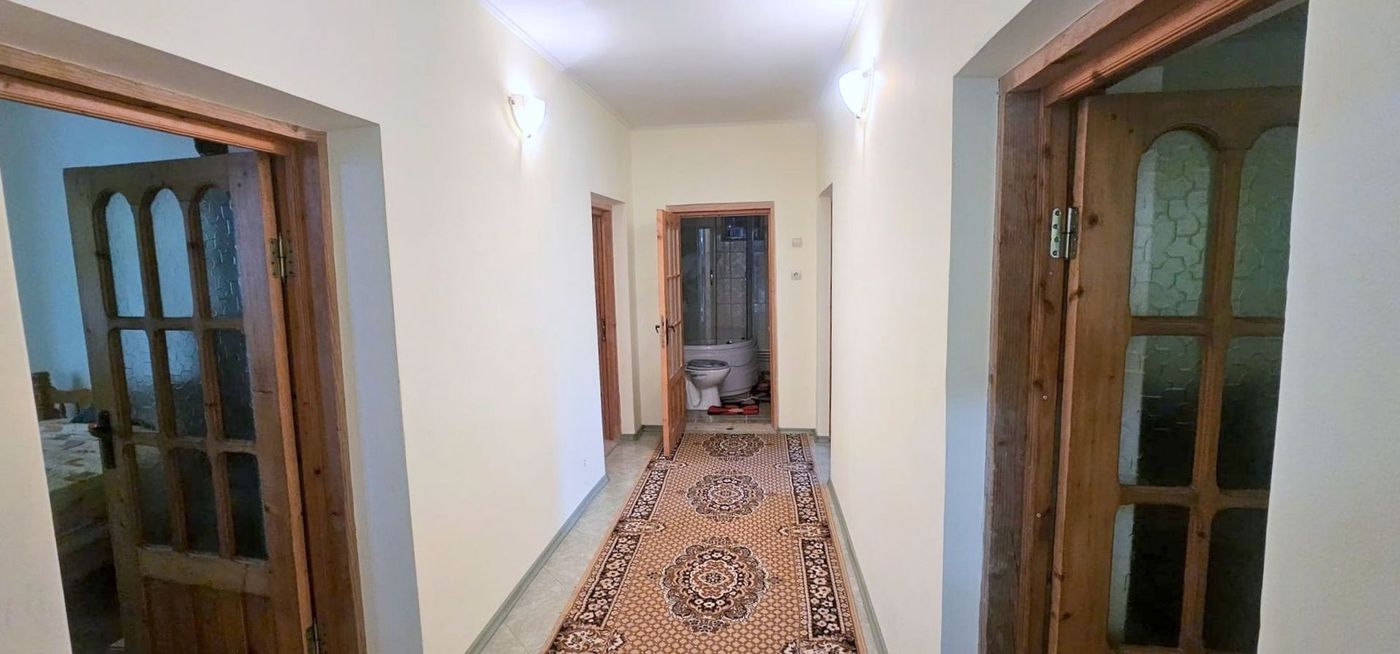 Casa la sol cu teren 1055 mp si livada - Vanatori, Galati - foto 15