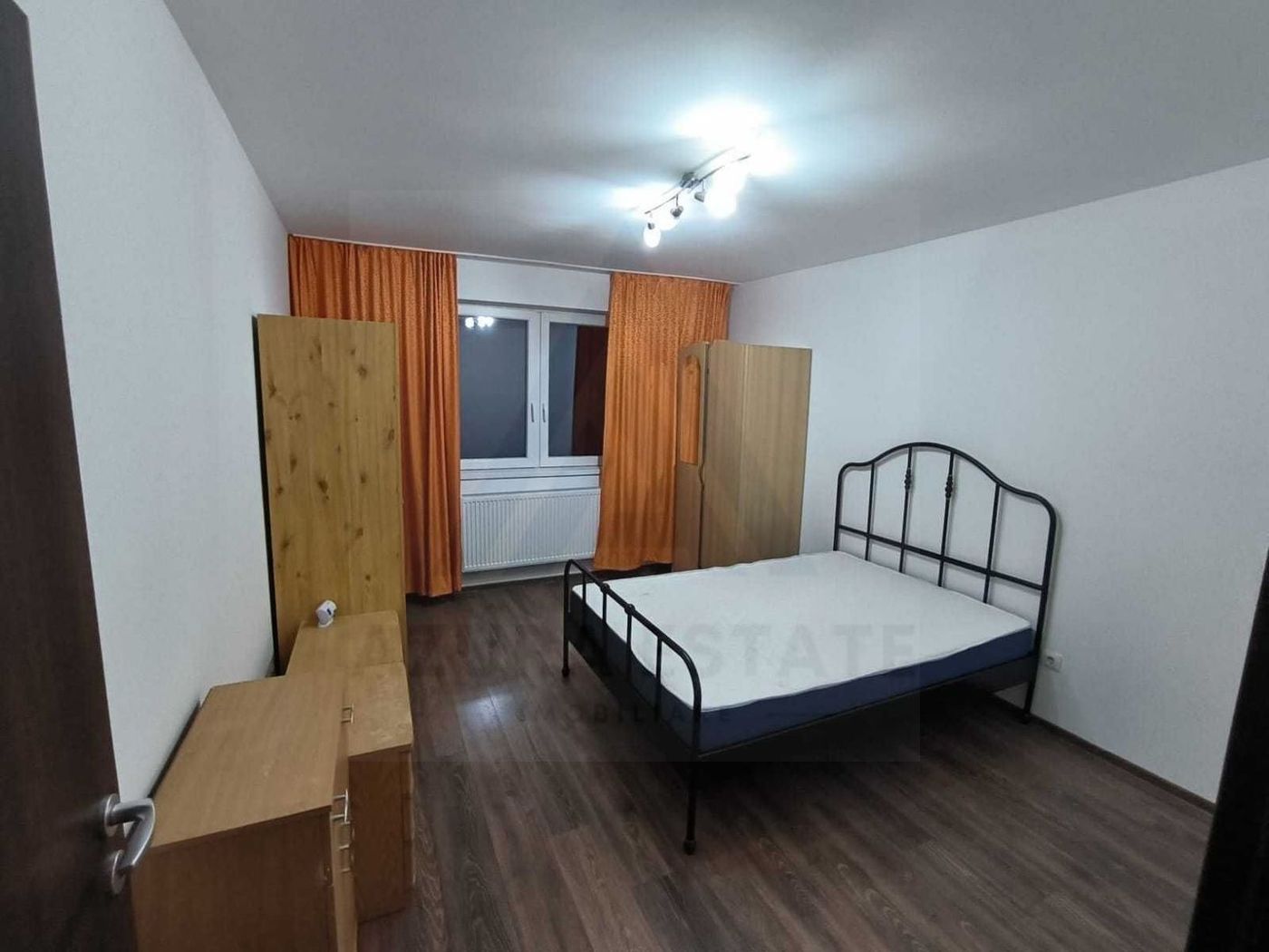 Apartament 2 camere 56 mp utili balcon 6 mp etaj 2 zona Arhitectilor - foto 4